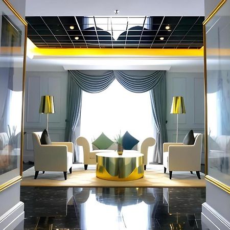 Lafayette Boutique Hotel Kejayan Екстериор снимка