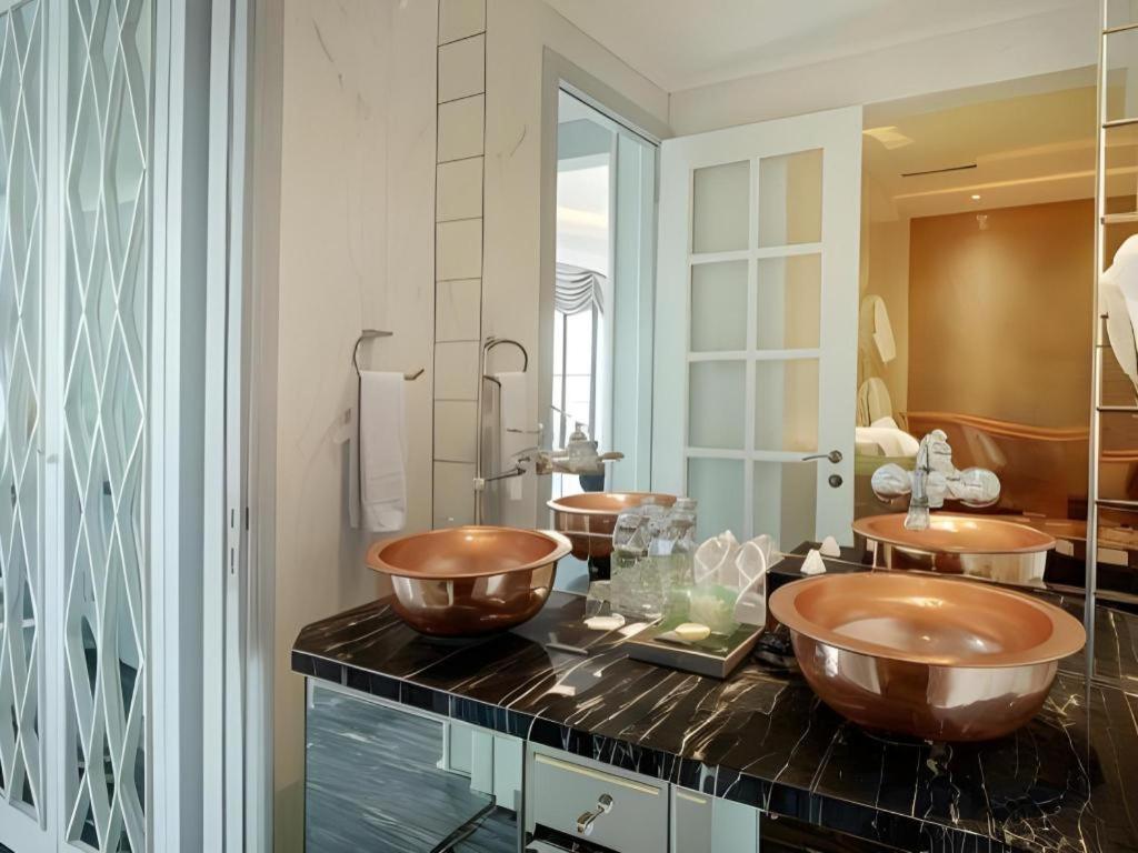 Lafayette Boutique Hotel Kejayan Екстериор снимка